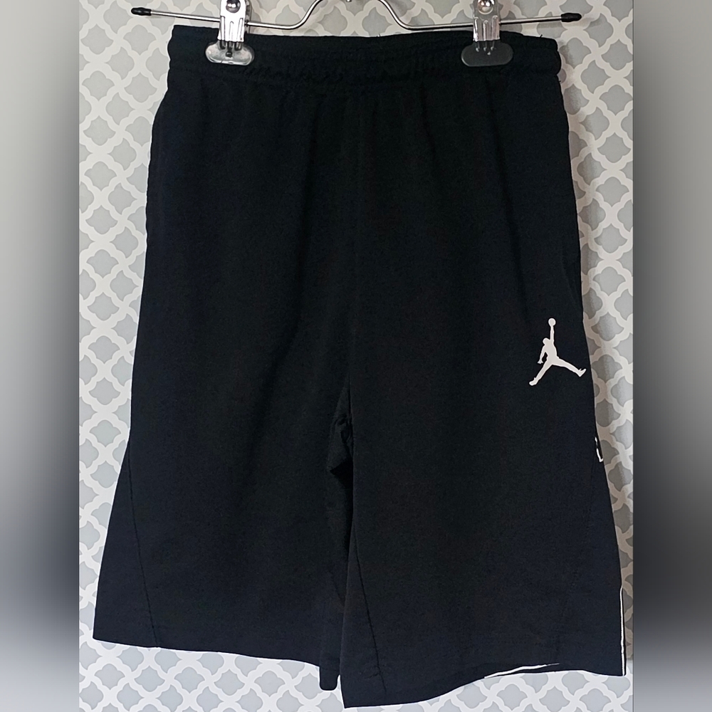Boy Jordan shorts